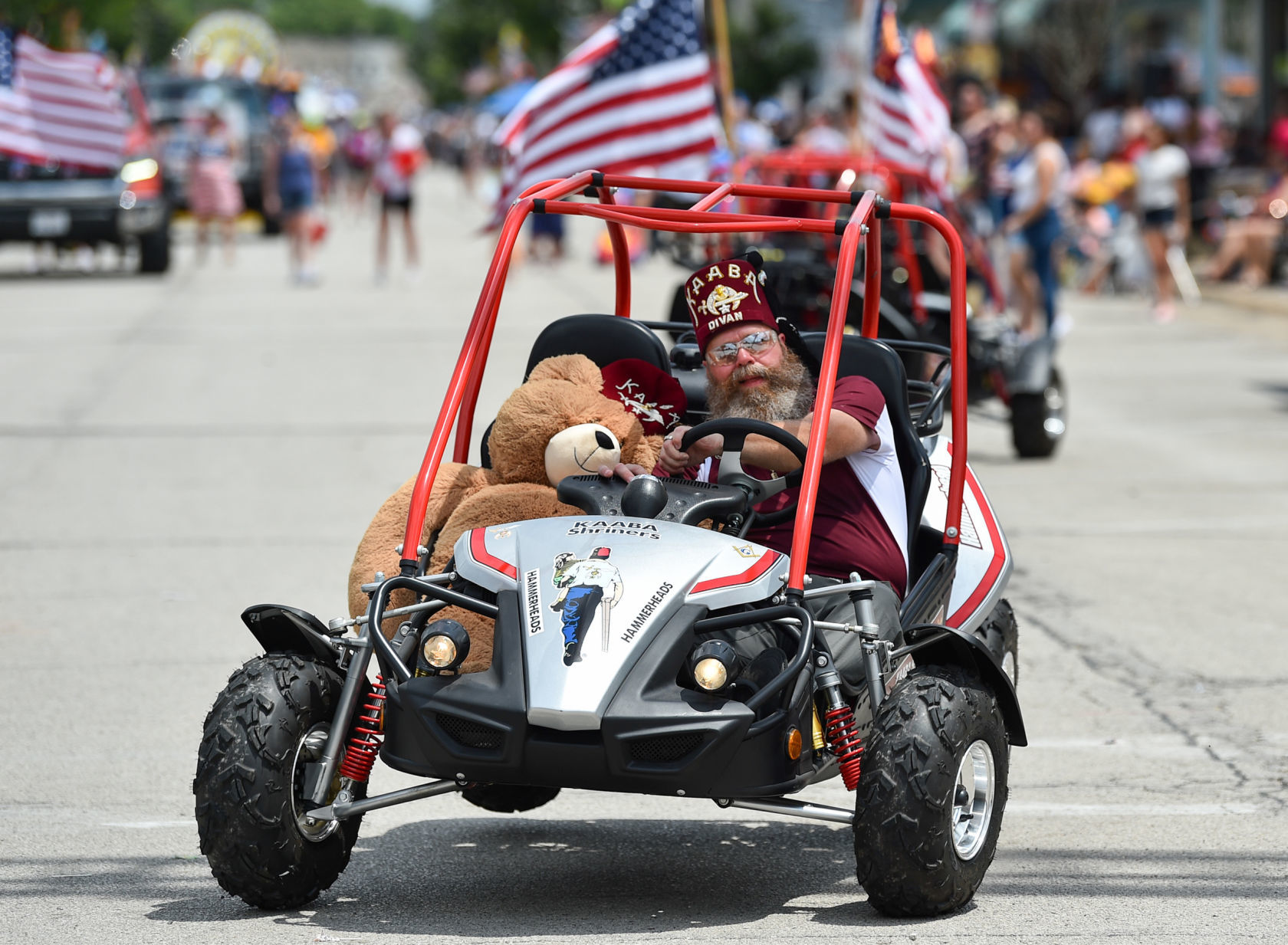 070519-mda-nws-em4thparade-043a.jpg